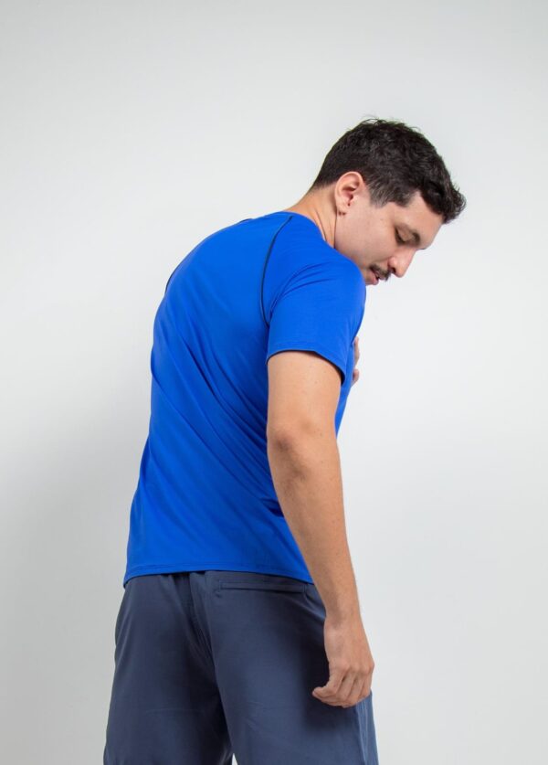 Camiseta Masculina Azul Bic C/ Detalhe Preto